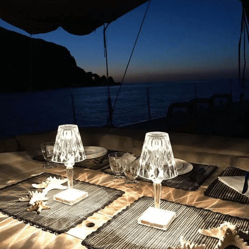 Luminária de Mesa LED Diamante USB 3 em 1 Sem Fio - Verse