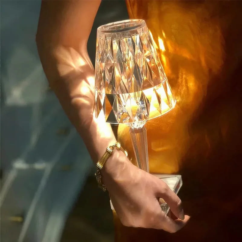 Luminária de Mesa LED Diamante USB 3 em 1 Sem Fio - Verse