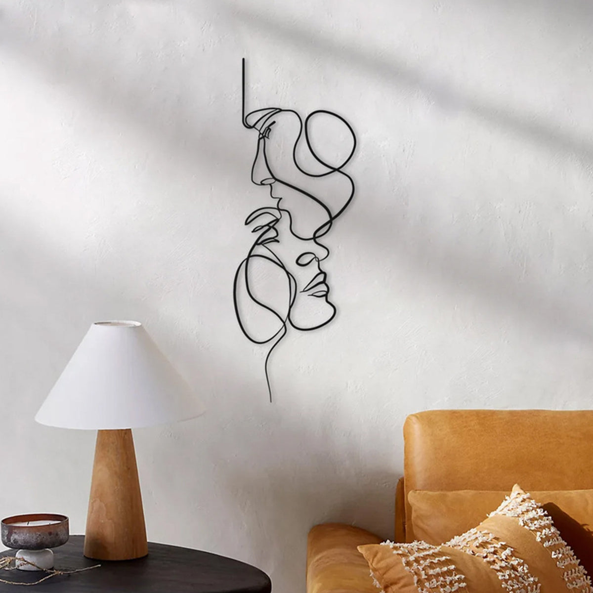 Escultura Abstrata de Metal Minimalista Face Lines - Verse