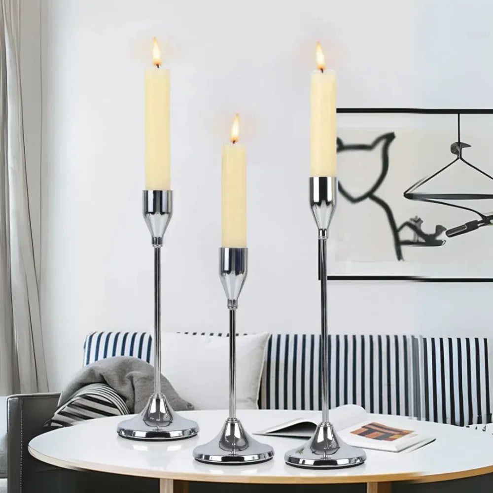 Castiçais de Vela Luxury Dourado 3 Peças - Verse