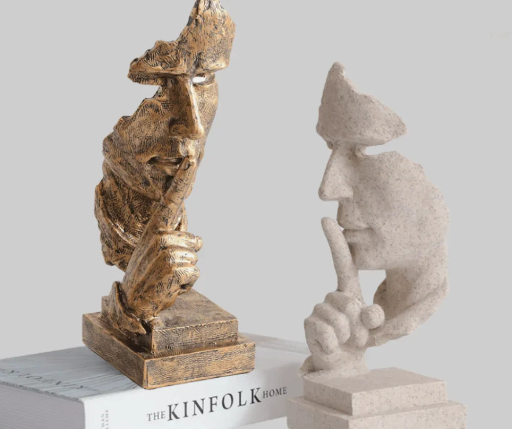 Escultura "Silêncio Vale Ouro" - Verse