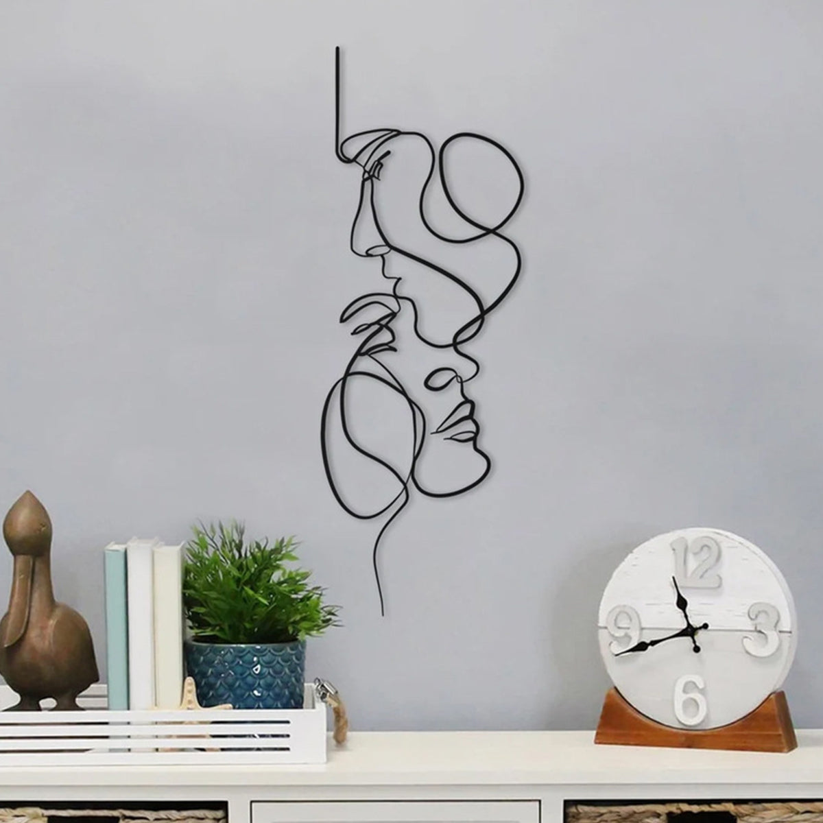 Escultura Abstrata de Metal Minimalista Face Lines - Verse