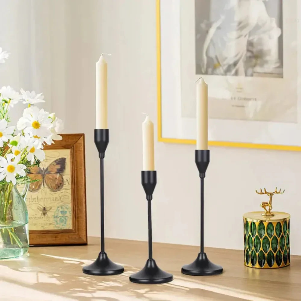 Castiçais de Vela Luxury Dourado 3 Peças - Verse